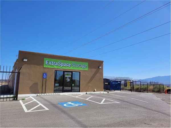 Extra Space Storage facility at 2301 Vista Oriente St NW - Albuquerque, NM