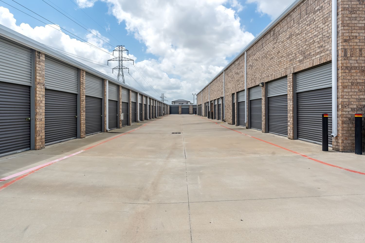 Extra Space Storage  3737 Frankford Rd in Dallas, TX