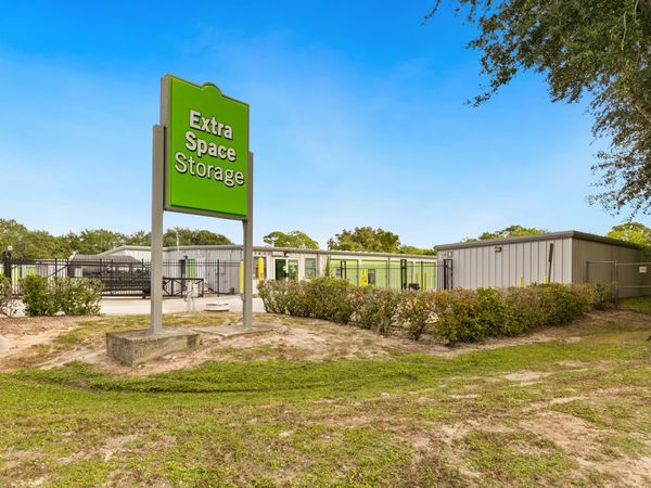 Extra Space Storage facility at 3900 Curtis Blvd - Cocoa, FL