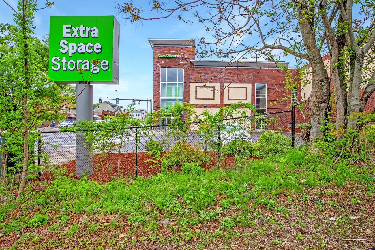 Extra Space Storage in Worcester, MA 345 Shrewsbury St