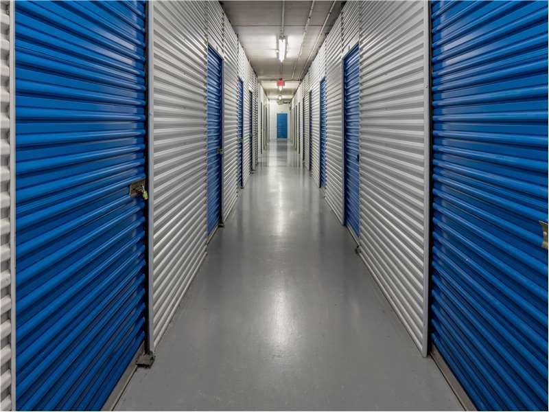 Extra Space Storage  10400 Old Columbia Rd in Columbia, MD