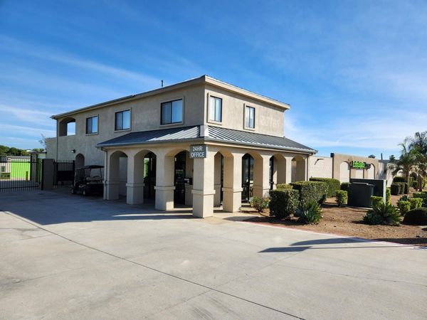 Extra Space Storage facility at 24781 Clinton Keith Rd - Wildomar, CA