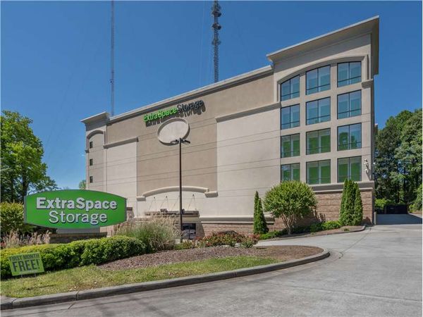 Extra Space Storage facility at 1248 Zonolite Rd NE - Atlanta, GA