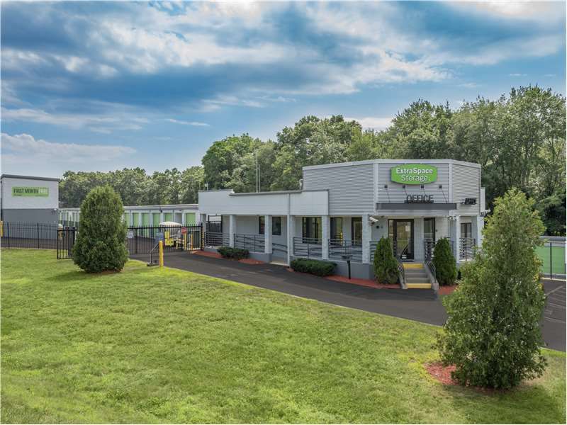 Extra Space Storage  90 Taunton St in Plainville, MA