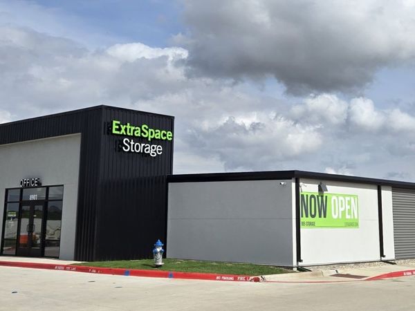 Extra Space Storage facility at 8901 Silverado Trl - McKinney, TX