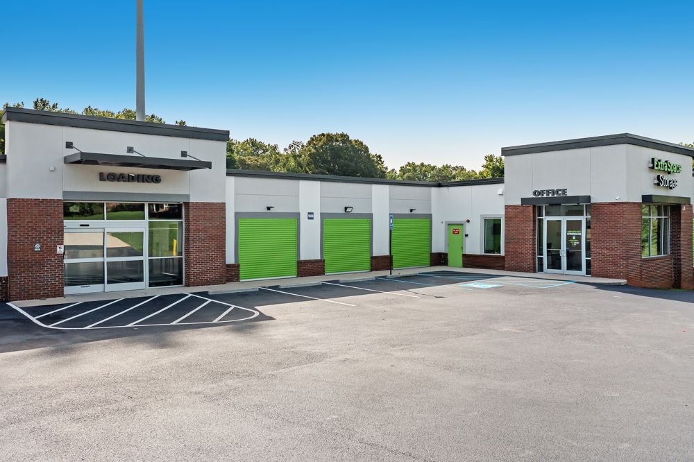 Extra Space Storage  6177 Jackson Hwy in Covington, GA