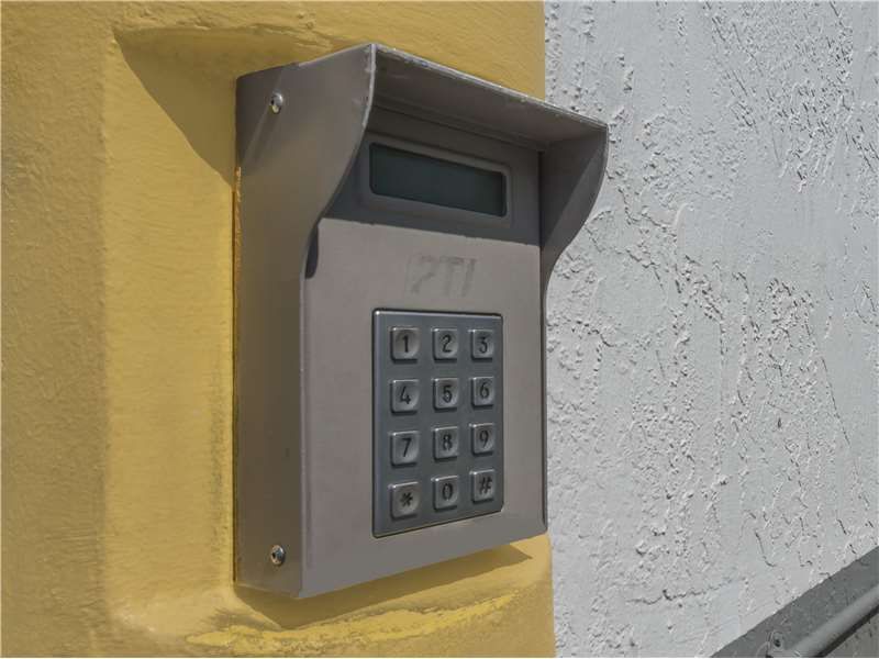 20×10 Self Storage Unit in Miami, FL 4995 NW 79th Ave Miami, Florida 2