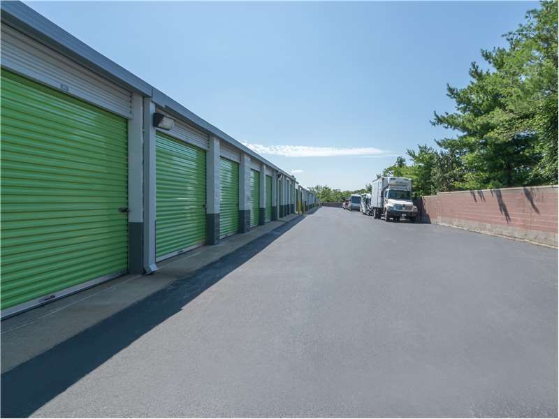 Extra Space Storage  12334 Old Tesson Rd in St Louis, MO