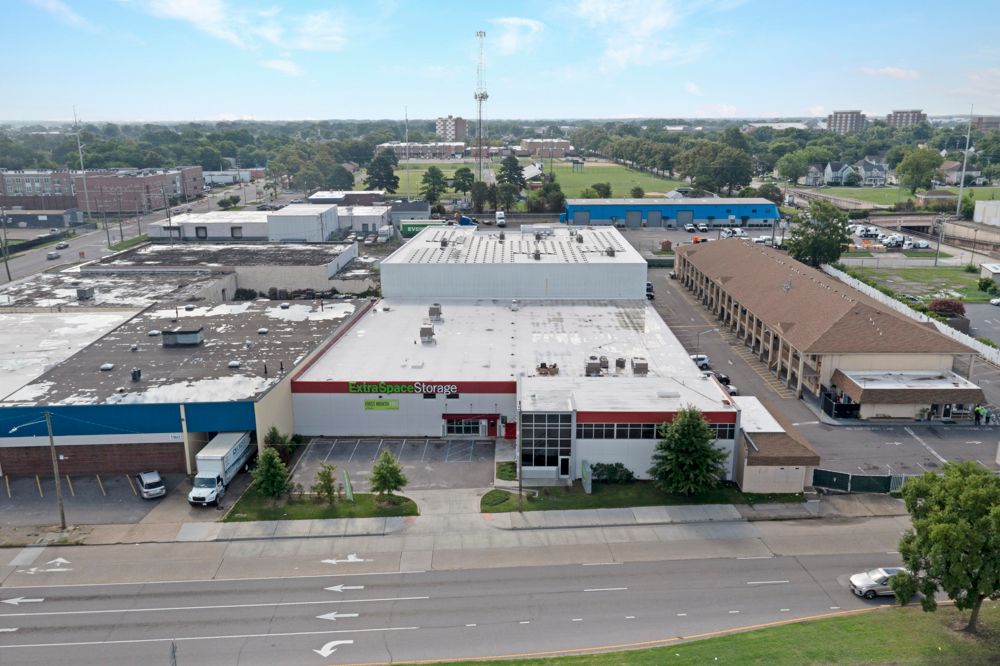 Extra Space Storage  1108 Tidewater Dr in Norfolk, VA