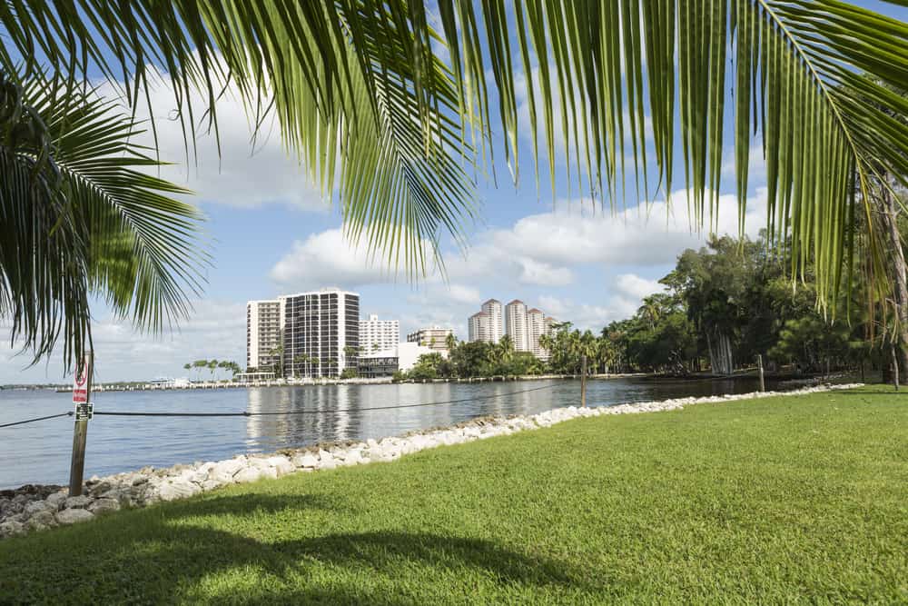 Article image for: How Much Does Hiring a Moving Company Cost in Cape Coral?