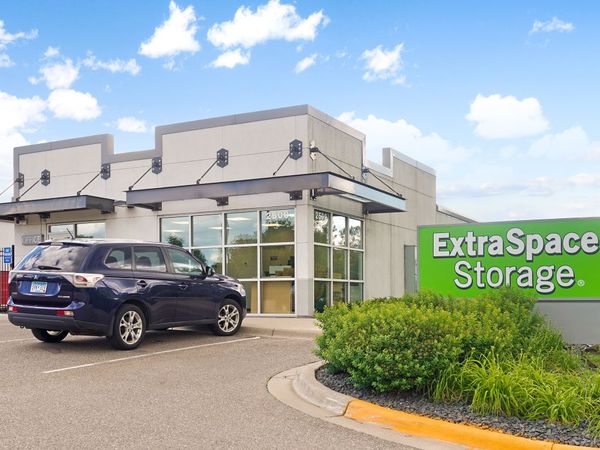 Extra Space Storage facility at 2500 50th St E - Inver Grove Heights, MN