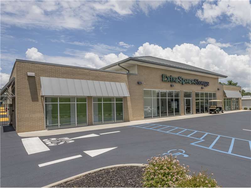 Extra Space Storage  549 Woodruff Rd in Greenville, SC