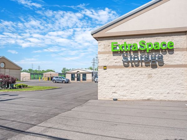 Extra Space Storage facility at 300 Langner Rd - West Seneca, NY