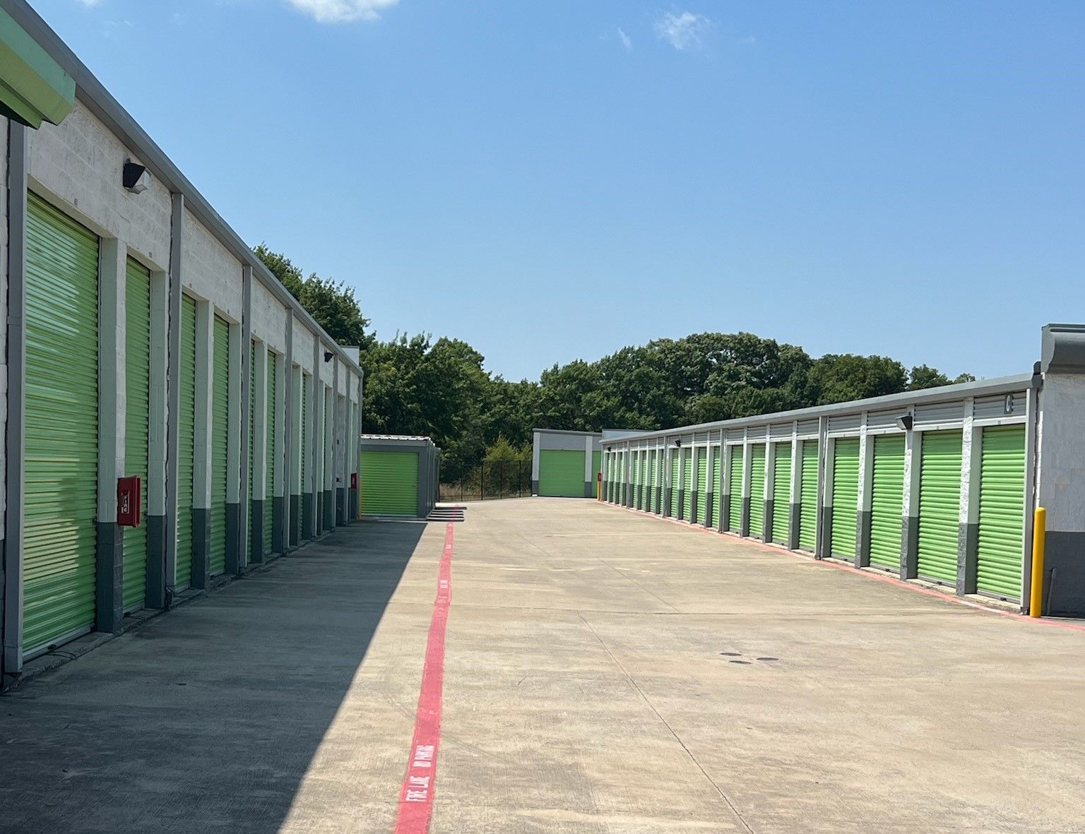 Extra Space Storage  303 E Hwy 67 in Duncanville, TX