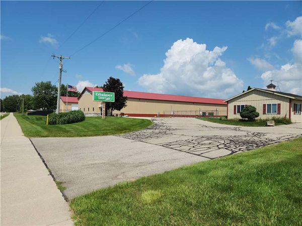 Extra Space Storage facility at 3440 88th Ave - Zeeland, MI