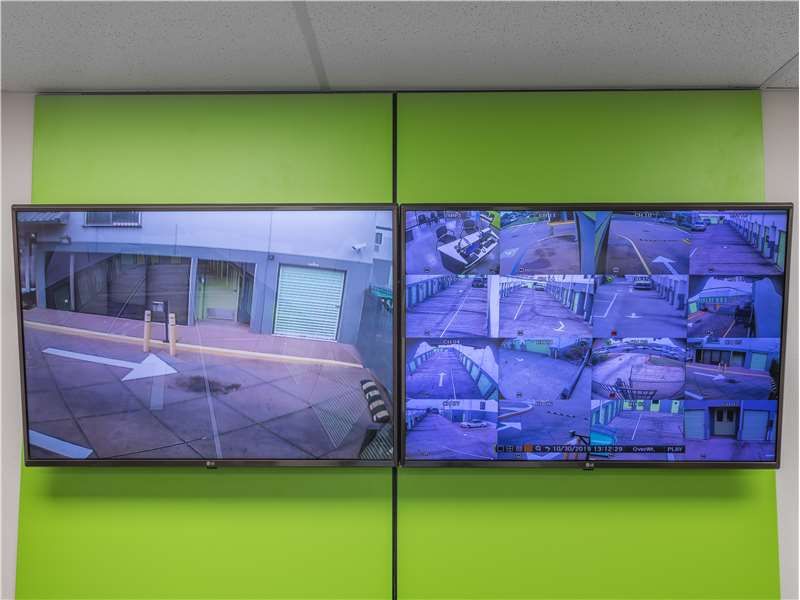 Extra Space Storage  340 Ala Makani St in Kahului, HI