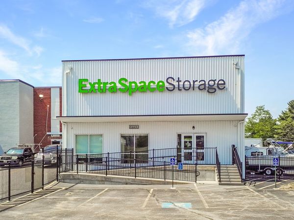Extra Space Storage facility at 555 Prospect St - Pawtucket, RI
