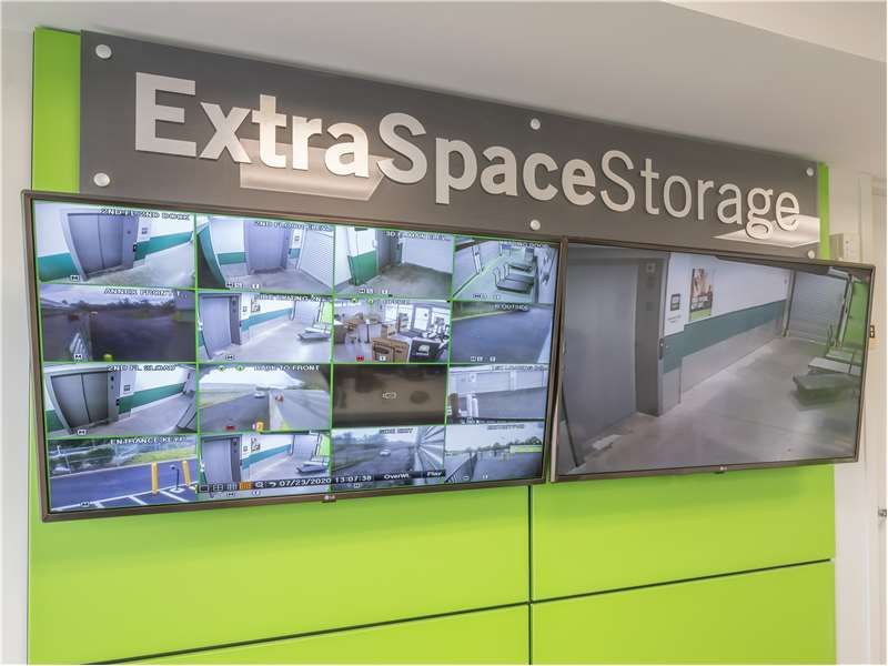 Extra Space Storage  640 Broadway in Saugus, MA