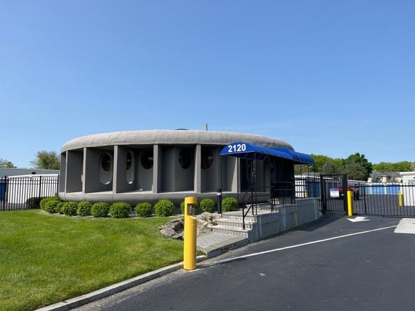 Extra Space Storage facility at 2120 Kings Hwy - Ocean Township, NJ