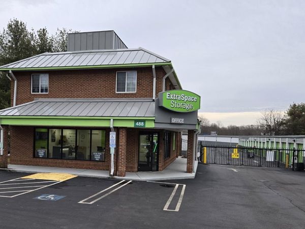 Extra Space Storage facility at 488 Boston Post Rd - Orange, CT