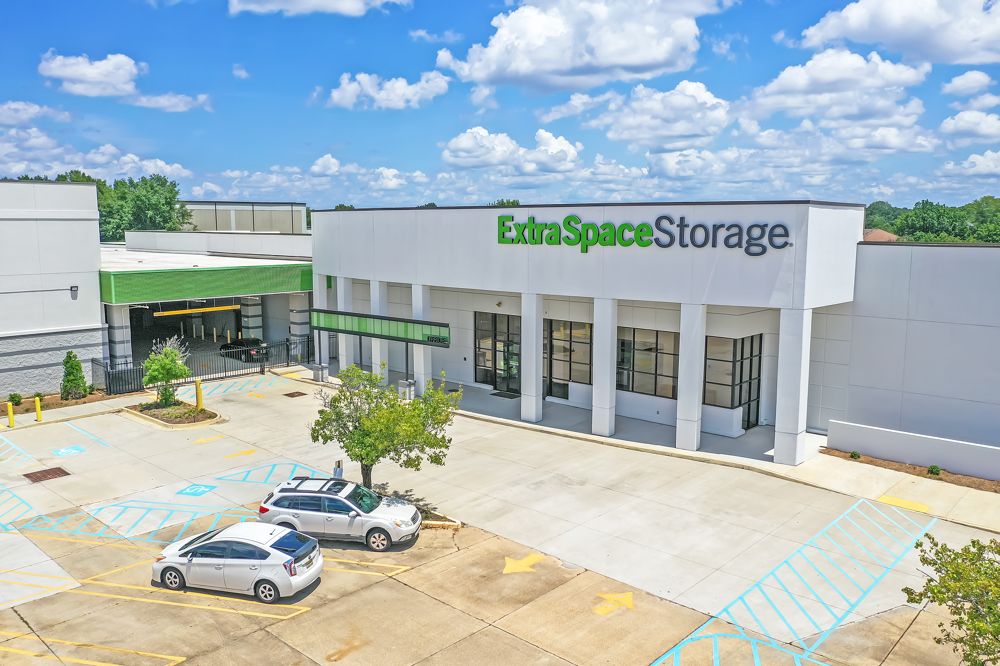 Extra Space Storage  6240 Old Canton Rd in Jackson, MS
