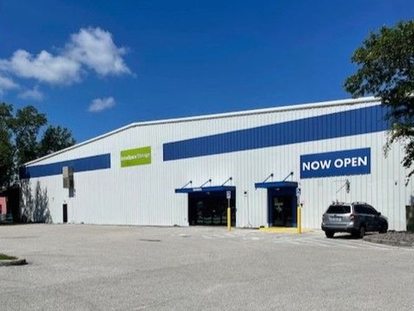 Extra Space Storage facility at 18485 Paulson Dr - Port Charlotte, FL