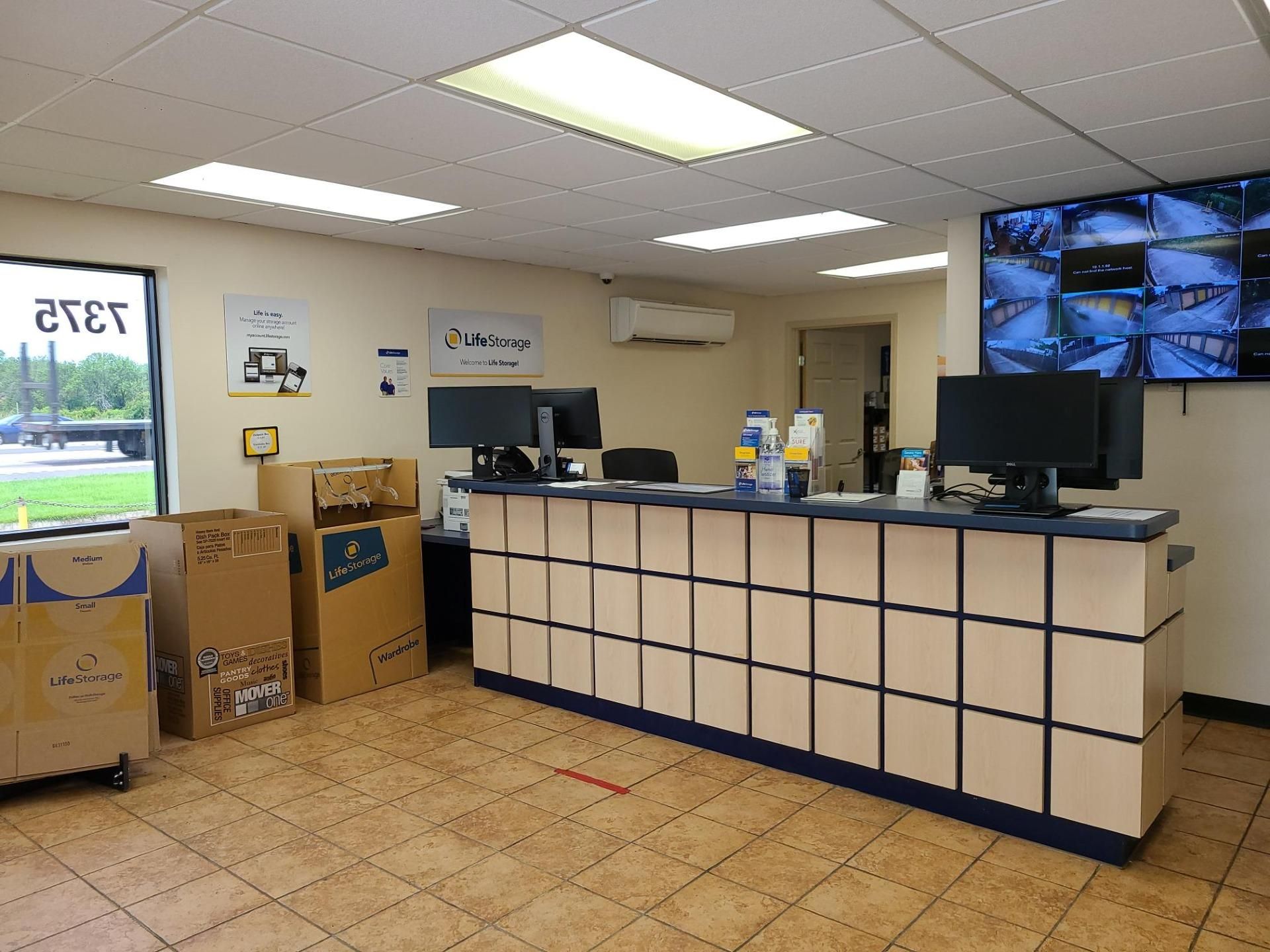 5×5 Self Storage Unit in Baton Rouge, LA 7375 Airline Hwy Baton Rouge, Louisiana 3