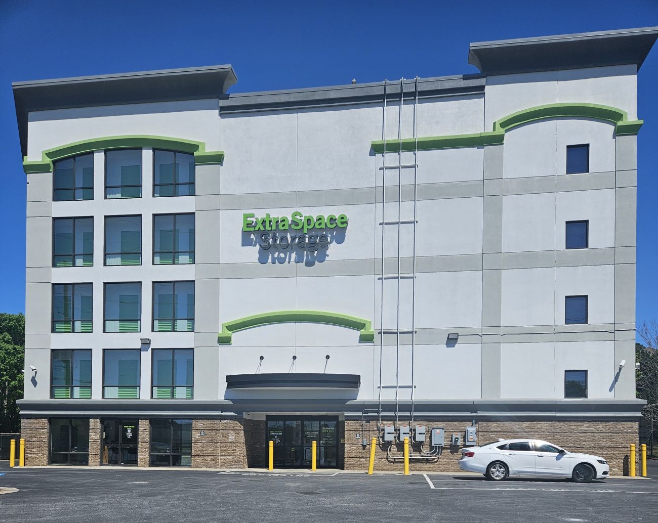 Extra Space Storage in Decatur, GA  2910 N Decatur Rd