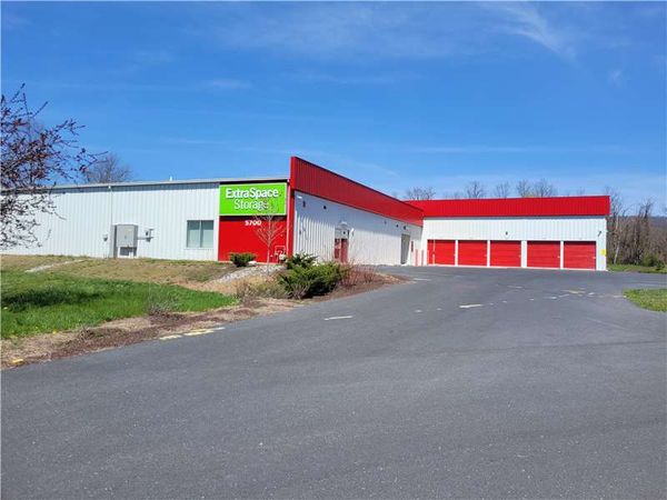 Extra Space Storage facility at 5700 Linglestown Rd - Harrisburg, PA