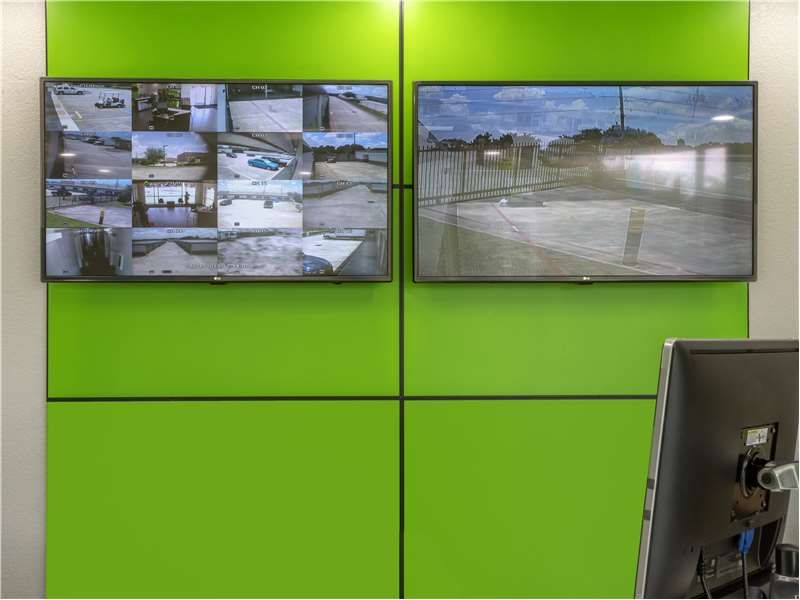 Extra Space Storage  10015 N Eldridge Pkwy in Houston, TX