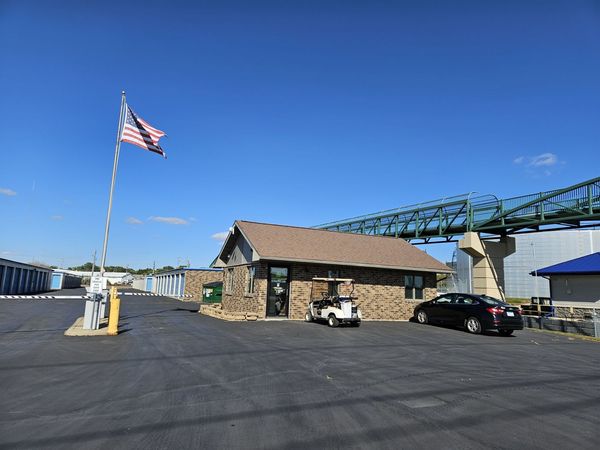 Extra Space Storage facility at 2301 Highway 14 W - Rochester, MN