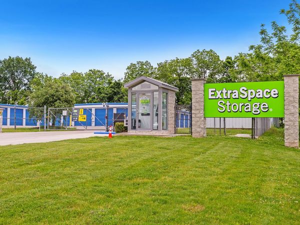 Extra Space Storage facility at 1720 S US Highway 231 - Crawfordsville, IN