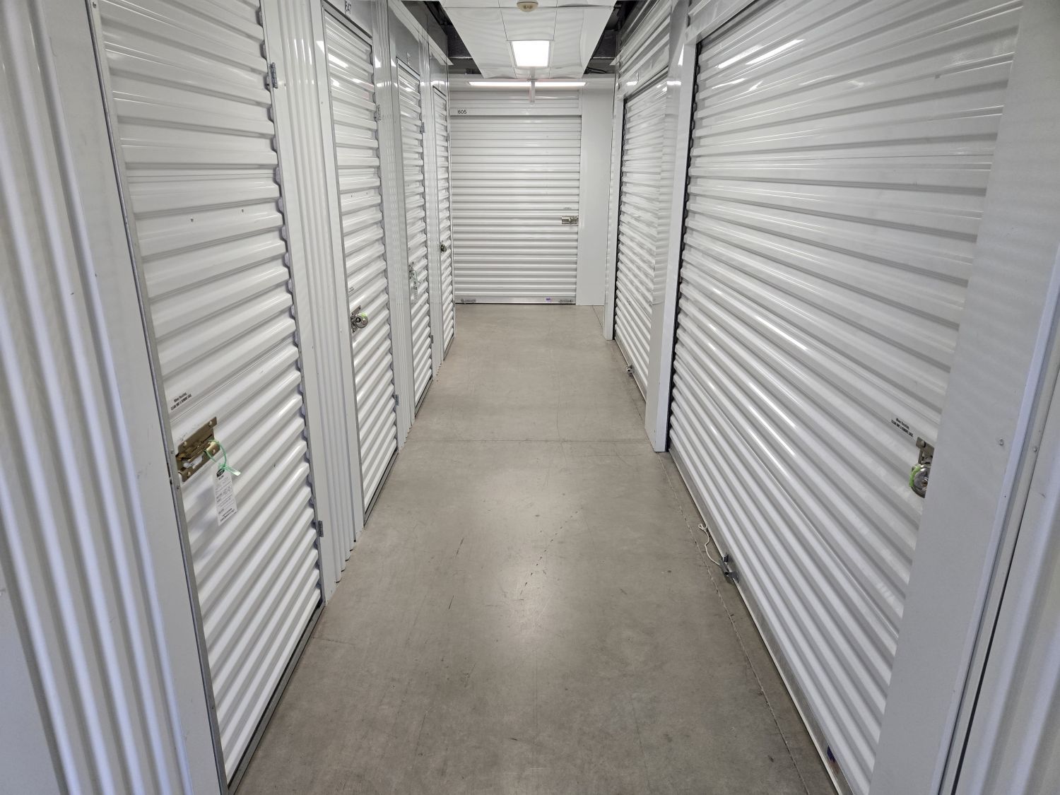 Extra Space Storage  16002 Nacogdoches Rd in San Antonio, TX