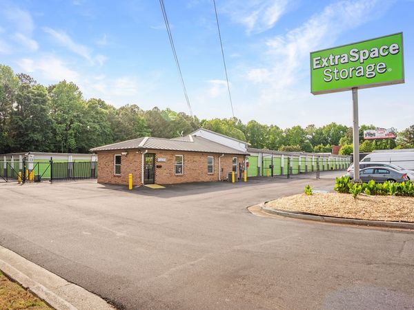 Extra Space Storage facility at 2655 Langford Rd - Norcross, GA