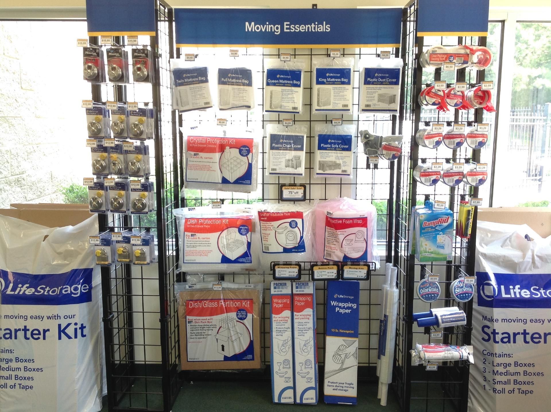 Extra Space Storage  3111 Cleveland Ave in Fort Myers, FL