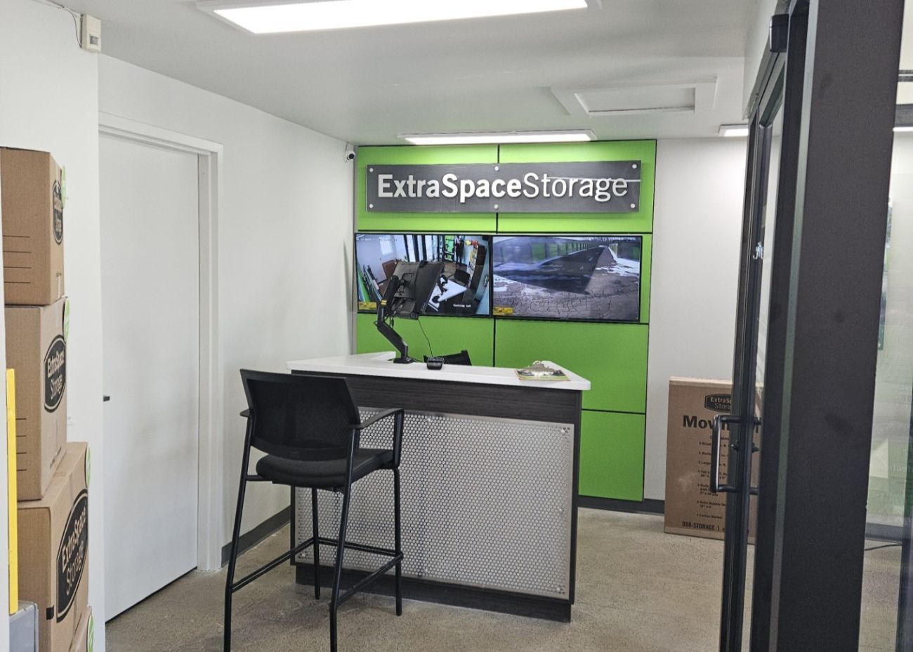 Extra Space Storage in Warren, OH  3787 Elm Rd NE 3