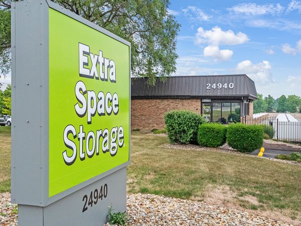 Extra Space Storage facility at 24940 Detroit Rd - Westlake, OH