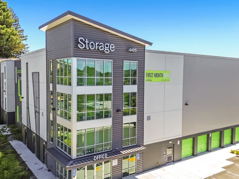 Storage Units in Santa Rosa, CA at 4495 Streamside Dr | Extra Space Storage