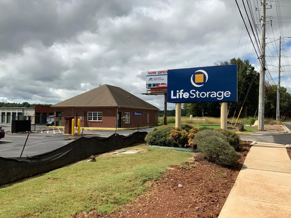 Life Storage facility on 700 Martin Rd SW - Huntsville, AL