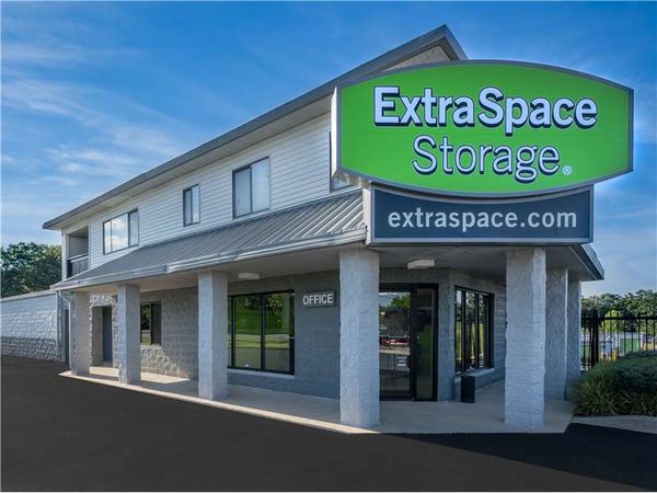 Extra Space Storage facility at 22672 Three Notch Rd - Lexington Park, MD