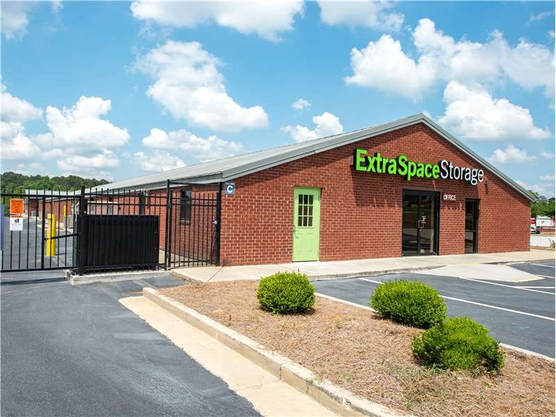 Extra Space Storage  530 Athens Hwy in Loganville, GA