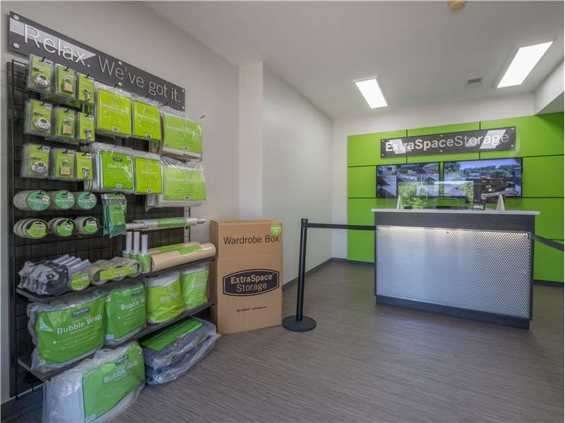 15×5 Self Storage Unit in Pittsburgh, PA 1005 E Entry Dr Pittsburgh, Pennsylvania 3