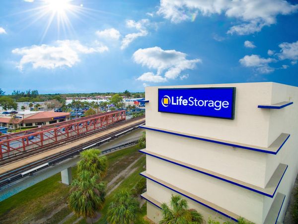 Life Storage facility on 6820 SW 81st Ter - Miami, FL