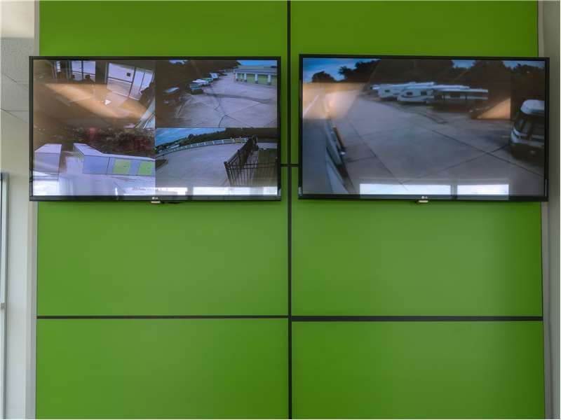 Extra Space Storage  281 Richwood Rd in Walton, KY