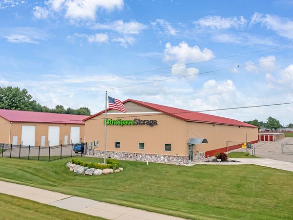 Extra Space Storage facility at 3440 88th Ave - Zeeland, MI