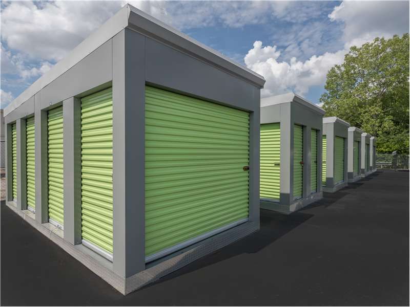 Extra Space Storage  7954 Patriot Cv in Cordova, TN