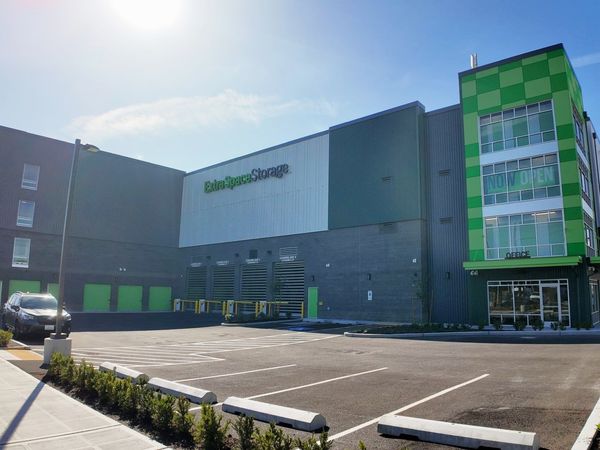 Extra Space Storage facility at 1115 NW 46th St - Seattle, WA