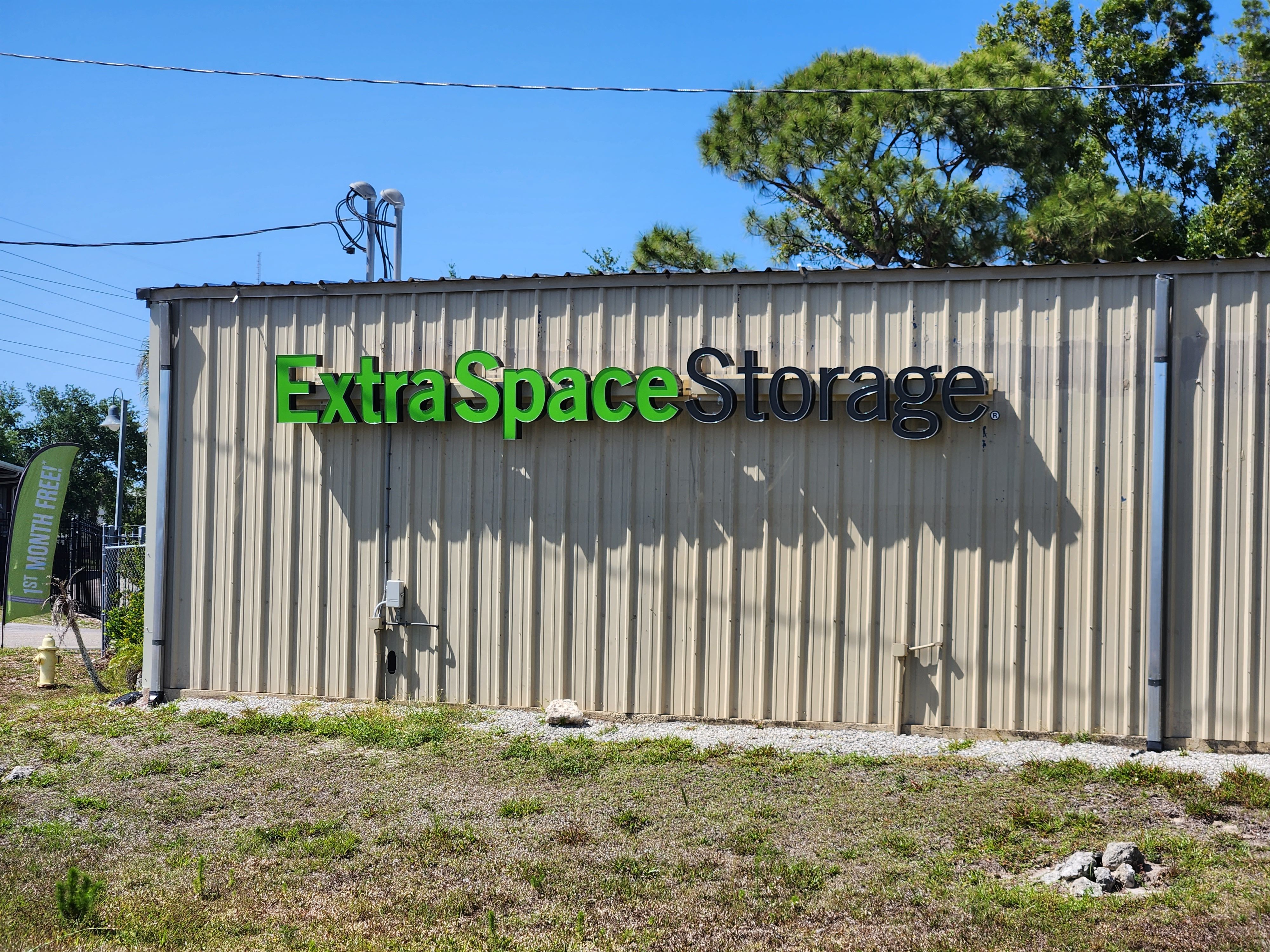 Extra Space Storage  6600 Industrial Dr in Fort Myers, FL