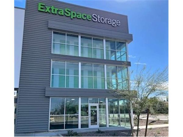 Extra Space Storage facility at 4550 E Pecos Rd - Gilbert, AZ