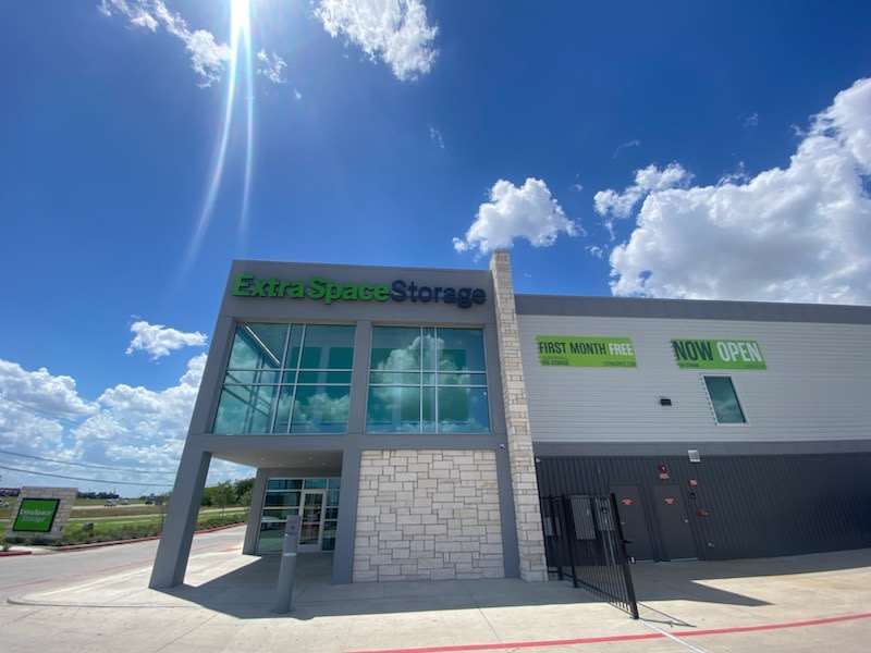 Storage Units in Crowley, TX at 600 W Rendon Crowley Rd | Extra Space ...